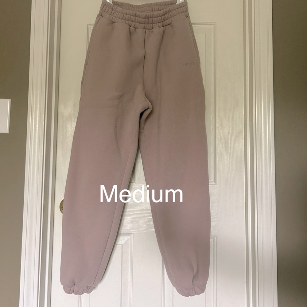 Comfrt sweatpants bark